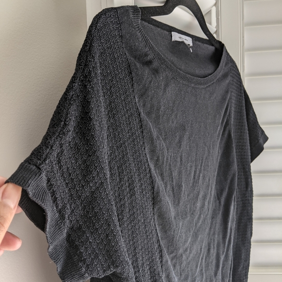 Classiques Entier Black Crew-neck Top - Picture 3 of 6